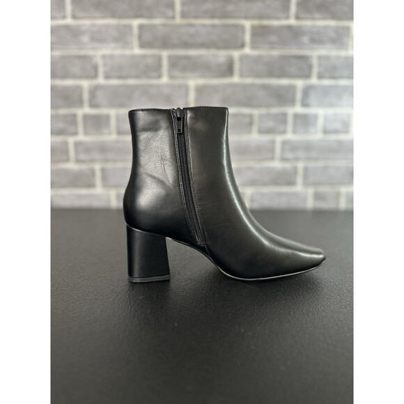 Journee Collection Womens 7M Black Haylinn Block Faux Leather Heeled Ankle Boot - Picture 7 of 14